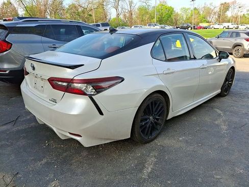 Used 2022 Toyota Camry XSE w/ Cold Weather Package image 6