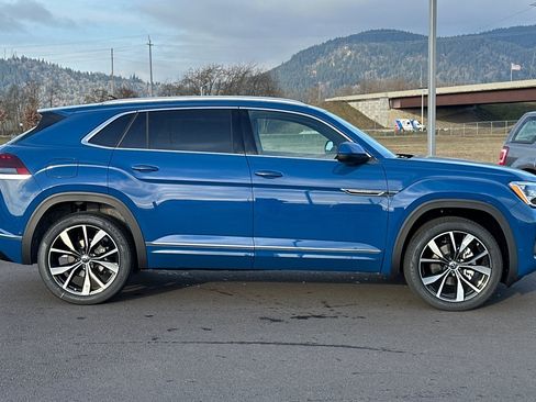 New 2025 Volkswagen Atlas Cross Sport SEL Premium R-Line image 2