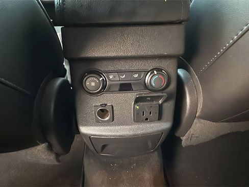 Used 2012 Ford Explorer Limited image 29