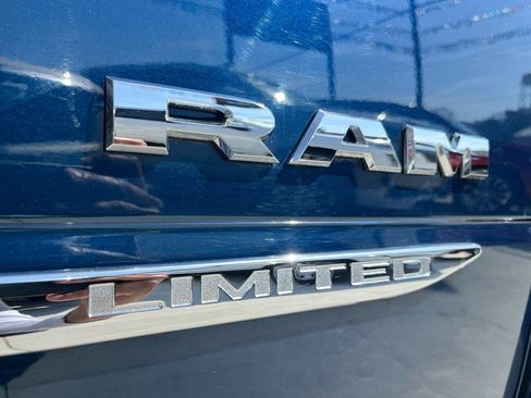 Used 2022 RAM 3500 Limited AWD/4WD image 9