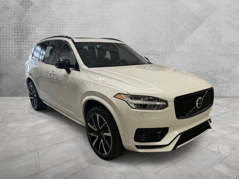 Used 2023 Volvo XC90 T8 Ultimate w/ Lounge Package AWD/4WD image 2