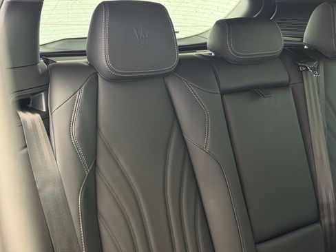 New 2025 Maserati Grecale GT image 36