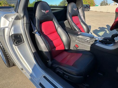 Used 2007 Chevrolet Corvette Coupe w/ Preferred Equipment Group image 46