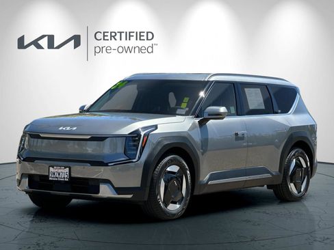 Certified 2024 Kia EV9 Wind AWD/4WD image 8