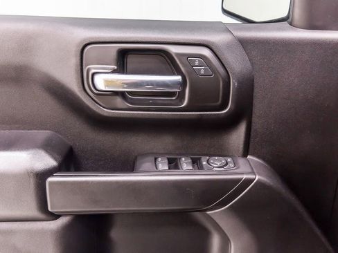 Used 2022 Chevrolet Silverado 1500 Custom RWD image 24