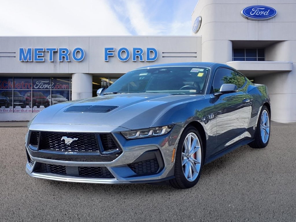 Certified 2025 Ford Mustang GT Premium RWD image 7