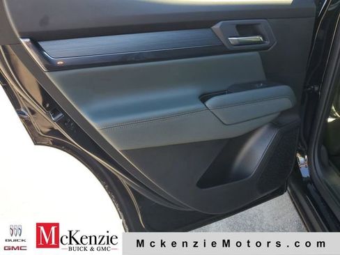 New 2026 GMC Terrain AT4 w/ LPO, Floor Liner Package AWD/4WD image 22