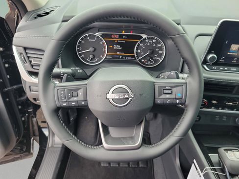 New 2026 Nissan Rogue SV image 25