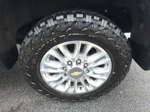 Used 2021 Chevrolet Silverado 3500 High Country w/ Z71 Off-Road Package image 7