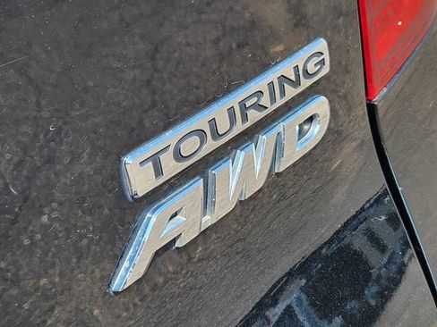 Used 2019 Honda Pilot Touring image 17