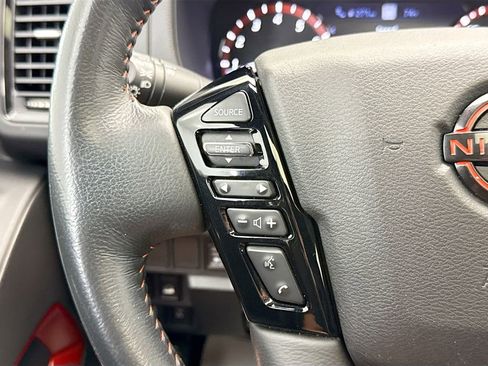 Used 2023 Nissan Frontier PRO-4X w/ Pro-4X Premium Package AWD/4WD image 11