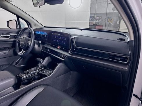Used 2024 Kia Sportage SX image 30