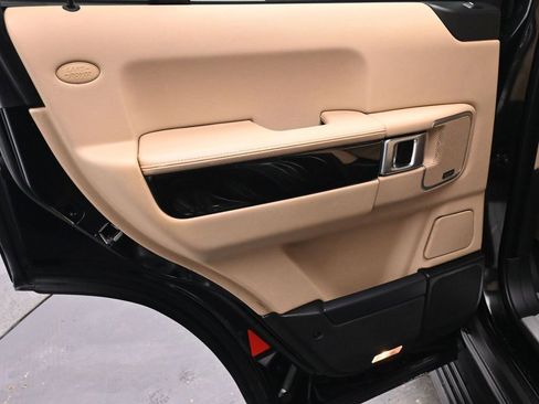 Used 2011 Land Rover Range Rover HSE LUX image 15