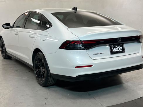 Used 2025 Honda Accord SE image 3
