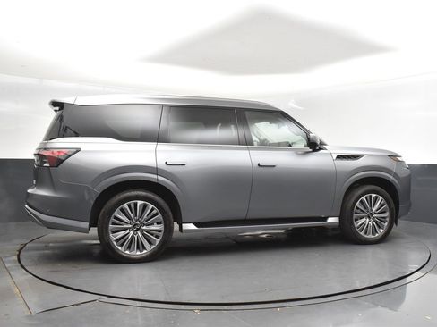 Certified 2025 INFINITI QX80 Sensory image 8