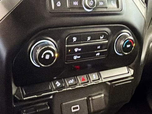 Used 2020 Chevrolet Silverado 1500 Custom Trail Boss w/ Custom Convenience Package image 15