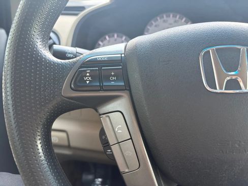 Used 2014 Honda Pilot LX image 29
