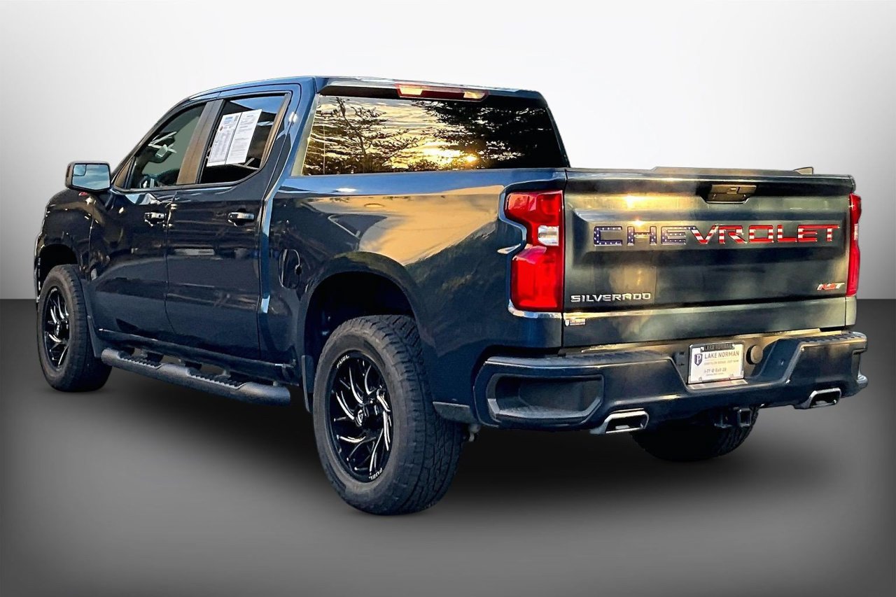 Used 2022 Chevrolet Silverado 1500 RST w/ Z71 Off-Road Package AWD/4WD image 6