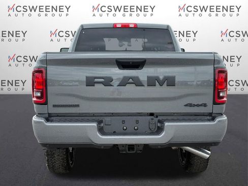 New 2026 RAM 2500 Big Horn AWD/4WD image 4