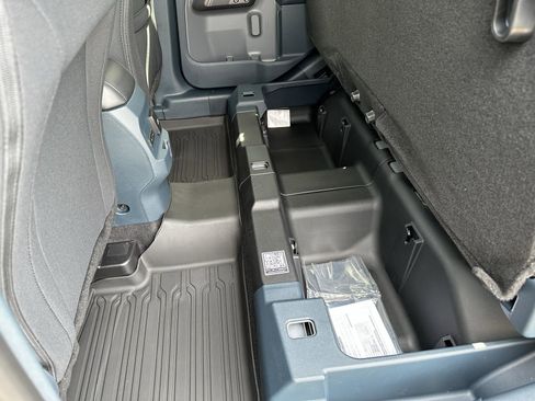 New 2025 Ford Maverick XLT w/ XLT Luxury Package image 37