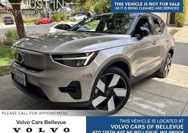 Used 2023 Volvo XC40 Recharge Plus w/ Protection Package Premier AWD/4WD image 1