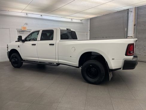 New 2026 RAM 3500 Tradesman AWD/4WD image 5