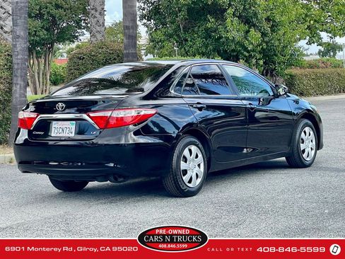 Used 2016 Toyota Camry LE FWD image 6