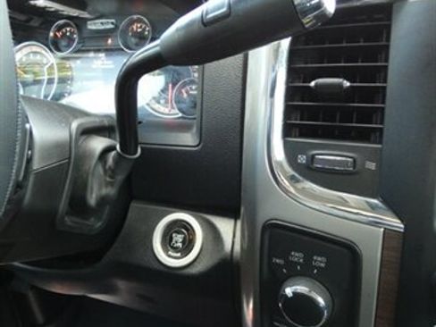 Used 2015 RAM 2500 Laramie w/ Protection Group AWD/4WD image 29