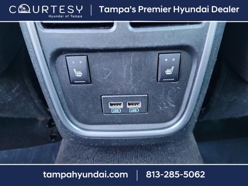 Used 2019 Chrysler 300 Limited image 11