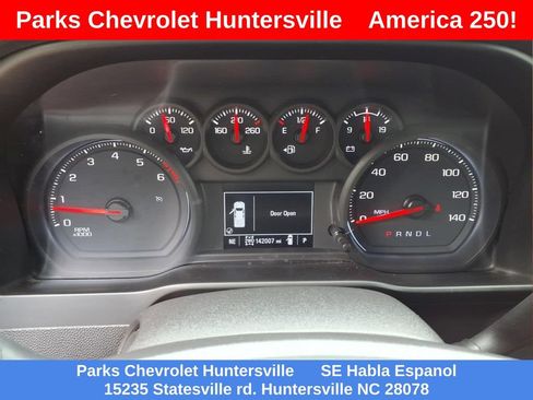 Certified 2020 Chevrolet Silverado 1500 Custom w/ Custom Value Package AWD/4WD image 12
