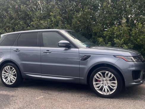 Used 2018 Land Rover Range Rover Sport Supercharged AWD/4WD image 10
