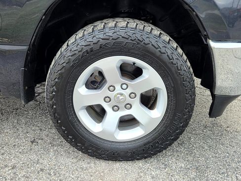 Used 2019 RAM 1500 Big Horn image 6