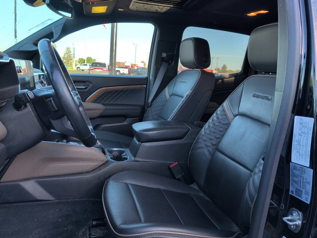 Used 2023 GMC Canyon Denali AWD/4WD image 11