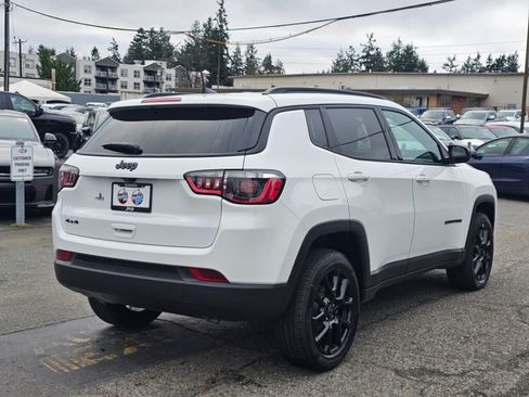 New 2026 Jeep Compass Latitude image 8