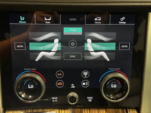 Used 2019 Land Rover Range Rover image 39