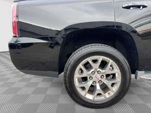 Used 2015 GMC Yukon SLT w/ Open Road Package AWD/4WD image 30