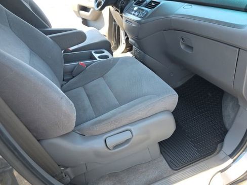 Used 2010 Honda Odyssey EX image 35