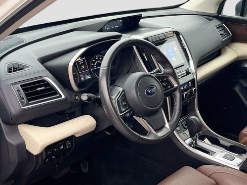 Used 2022 Subaru Ascent Touring AWD/4WD image 9