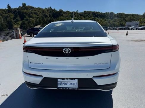 Certified 2026 Toyota Crown Platinum AWD/4WD image 7