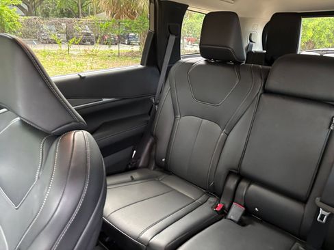 Used 2026 INFINITI QX60 Luxe FWD image 39