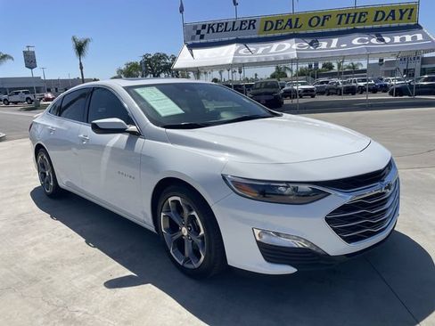 Used 2024 Chevrolet Malibu LT FWD image 2
