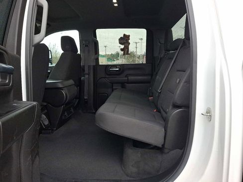 Used 2023 Chevrolet Silverado 2500 Custom image 10