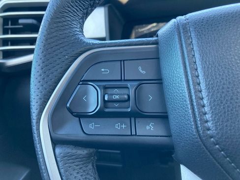 Used 2025 Toyota Tundra Limited image 16