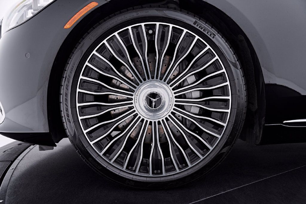 Used 2022 Mercedes-Benz Maybach S 580 4MATIC image 3