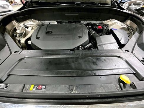 Certified 2024 Volvo XC90 B6 Ultimate image 11