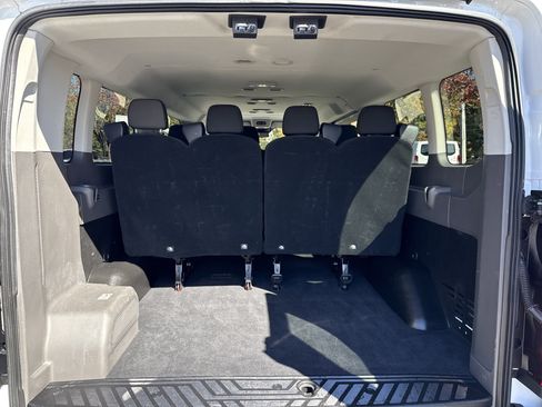 Used 2022 Ford Transit 350 XLT image 41