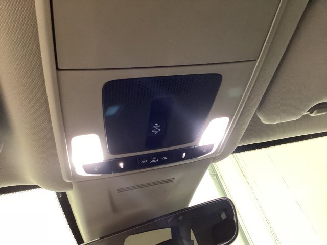 Used 2024 Honda CR-V EX-L image 29