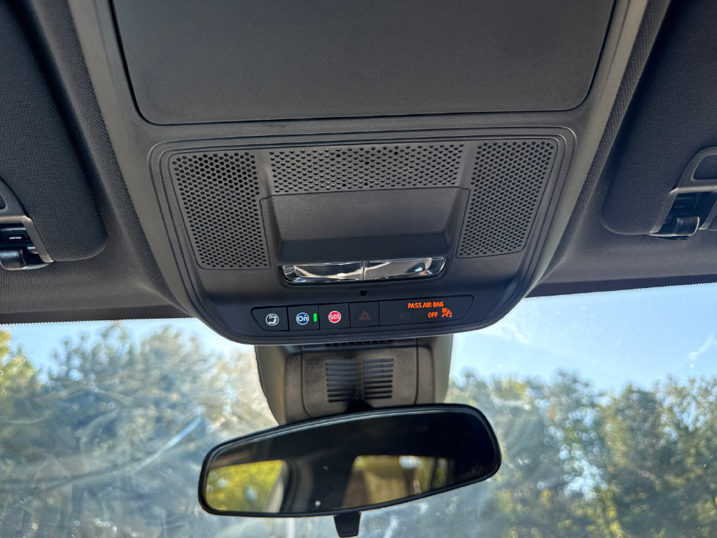Used 2026 Chevrolet Equinox LT FWD image 28