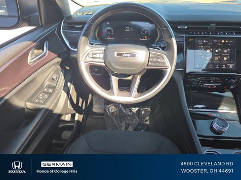 Used 2022 Jeep Grand Cherokee L Laredo w/ Luxury Tech Group I image 29