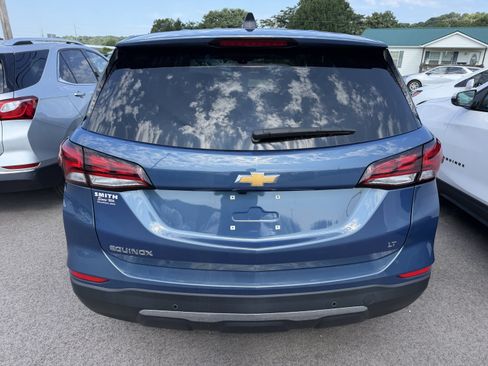 Used 2024 Chevrolet Equinox LT w/ LPO, Floor Liner Package FWD image 5